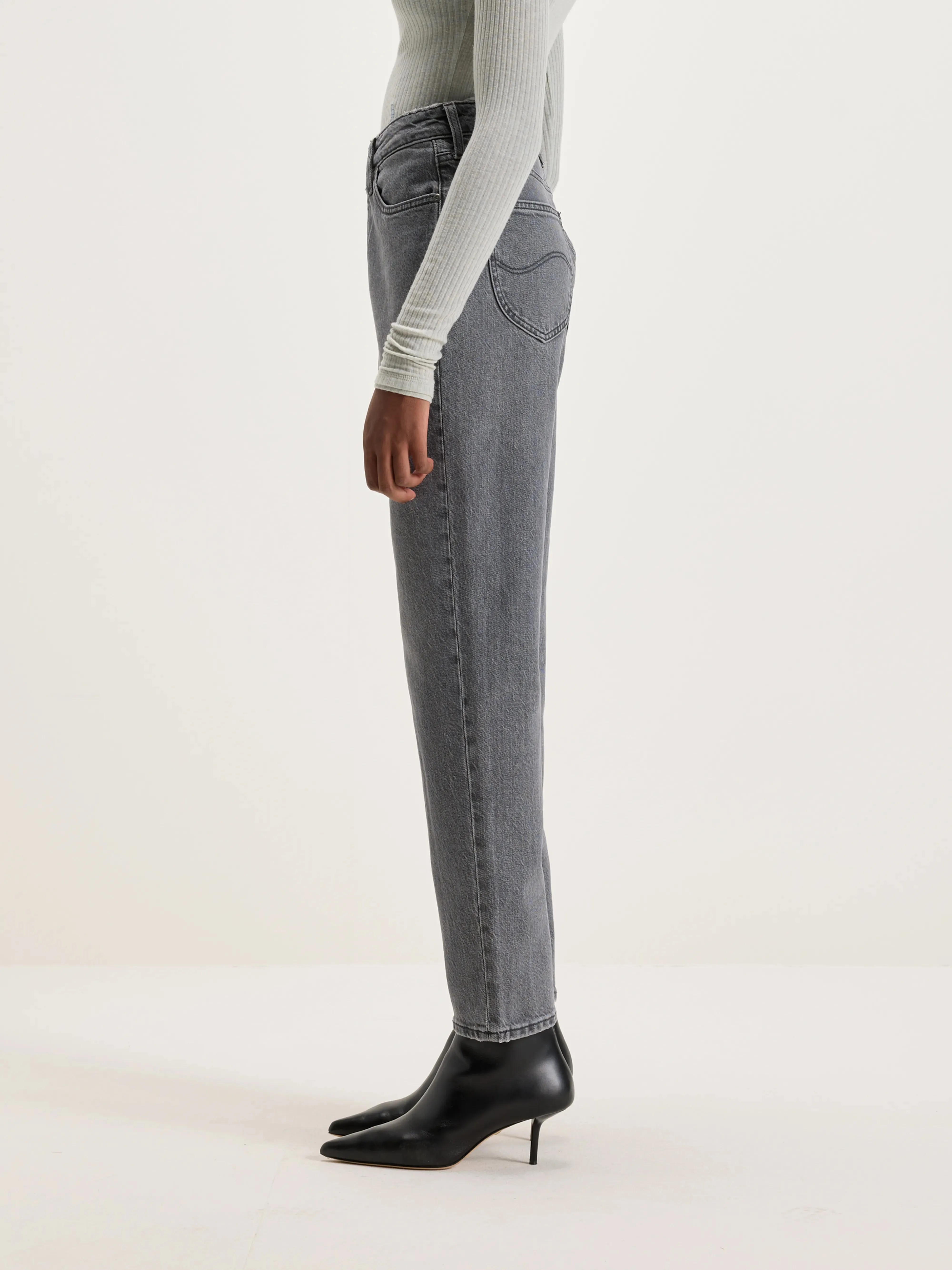 Carol Jeans (242 / W / GREY)