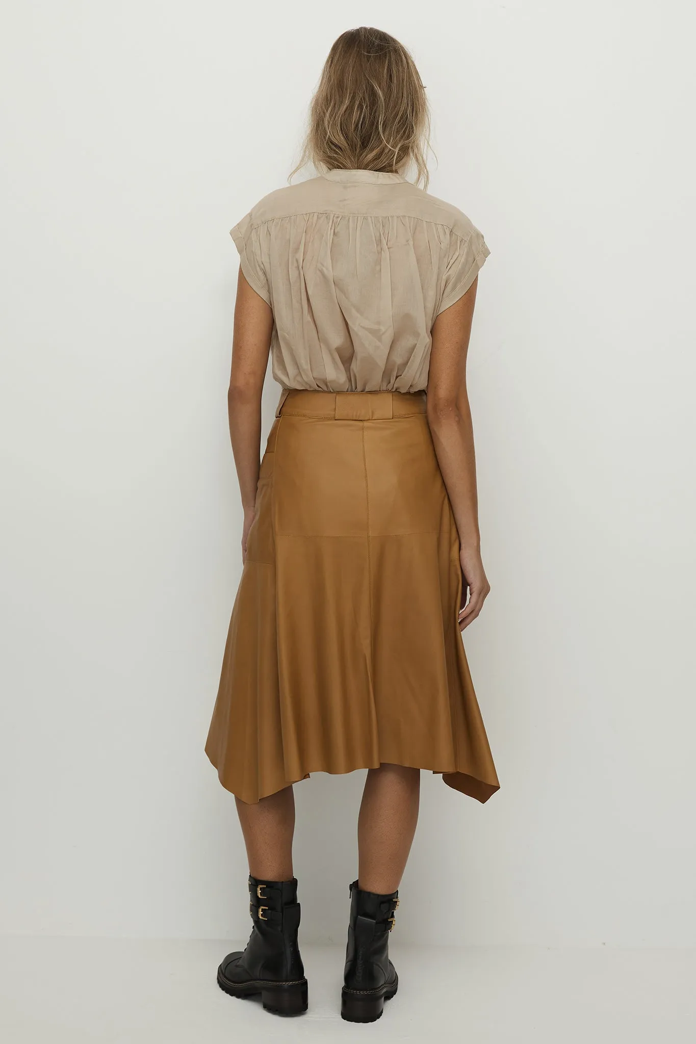 Hudson High-Rise Skirt Toasty Caramel Leather - SAMPLE