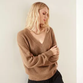 Lightweight Cashmere V Neck Sweater - Walnut