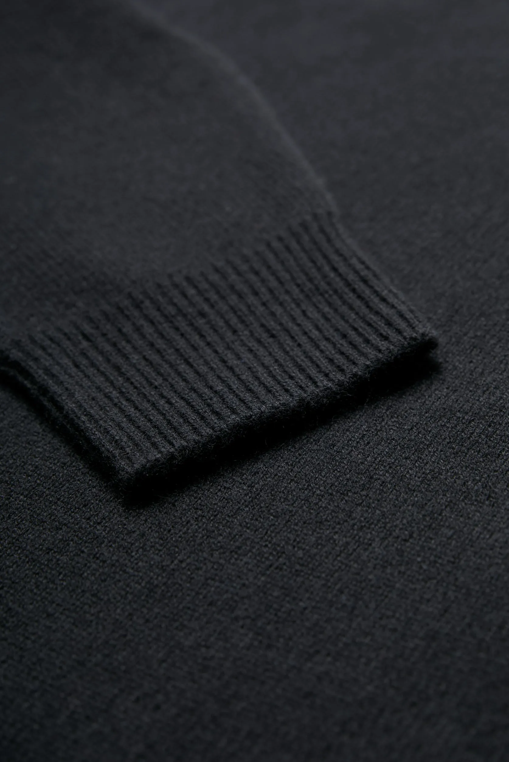 Photic Cashmere Sweater Black