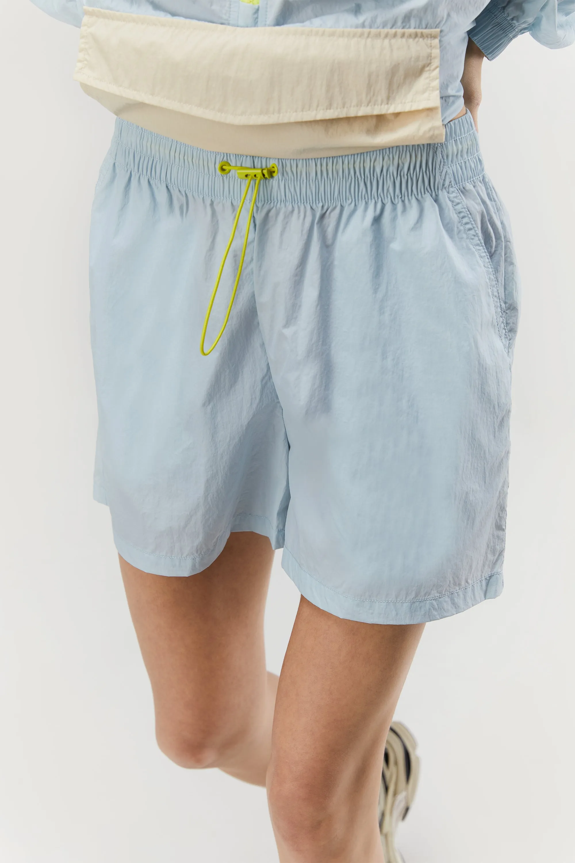 WINDBREAKER SHORT